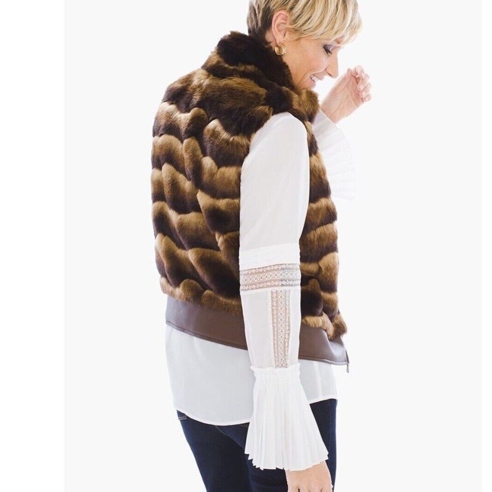 Chicos Faux Fur Vest Womens Small Zip Up Front Stripes Lined Winter Mob Wife - Picture 3 of 12
